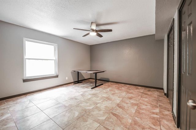 24 Chaffee Creek Trl, Camden, AR 71701