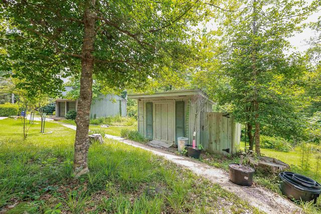 24 Chaffee Creek Trl, Camden, AR 71701