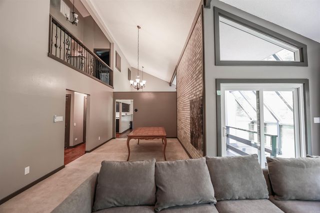 24 Chaffee Creek Trl, Camden, AR 71701