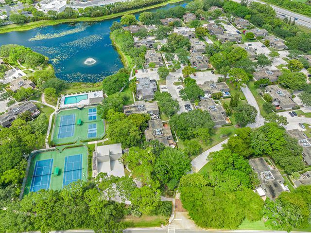 506 5th Terrace, Palm Beach Gardens, FL 33418