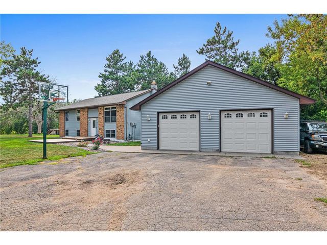 650 93rd Street, Roberts, WI 54023