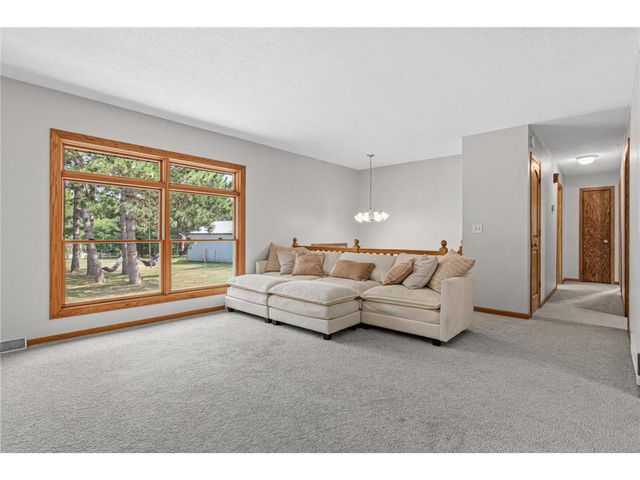 650 93rd Street, Roberts, WI 54023