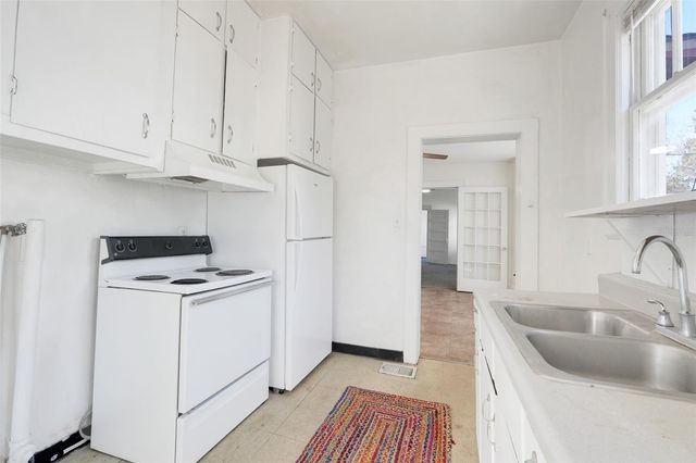 225 N SANS SOUCI AVENUE, Deland, FL 32720