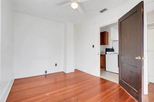 225 N SANS SOUCI AVENUE, Deland, FL 32720