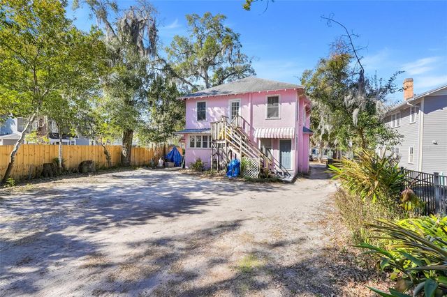 225 N SANS SOUCI AVENUE, Deland, FL 32720