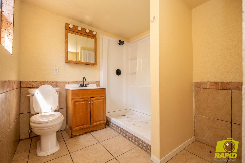 Image 12 of property listing at 1405 Hassell Street, San Angelo, TX 76901