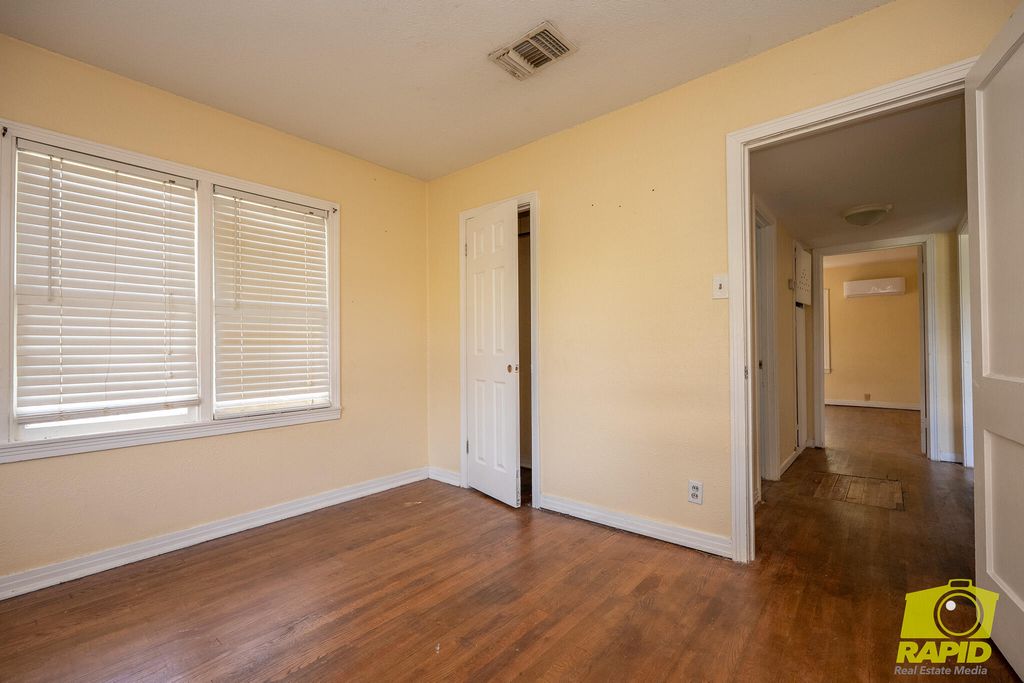Image 17 of property listing at 1405 Hassell Street, San Angelo, TX 76901