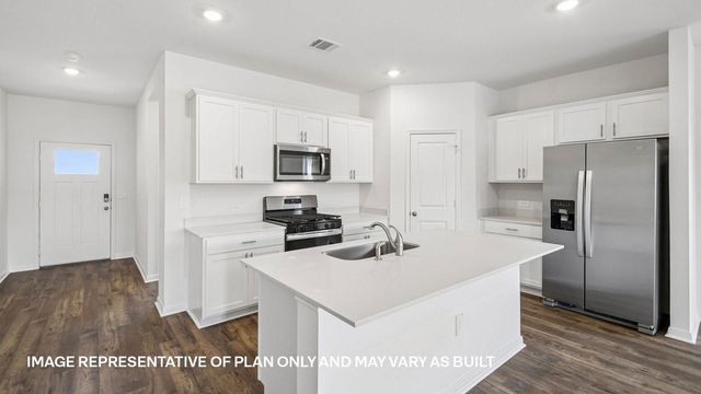 268 Gilmer LN, Buda, TX 78610