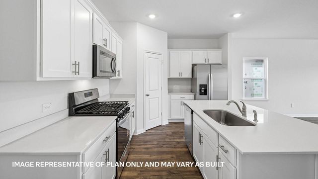 268 Gilmer LN, Buda, TX 78610