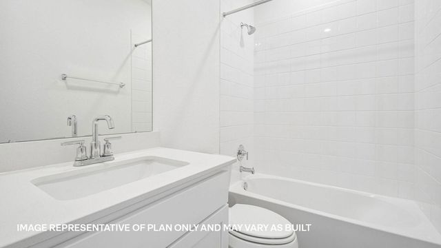 268 Gilmer LN, Buda, TX 78610