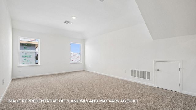 268 Gilmer LN, Buda, TX 78610