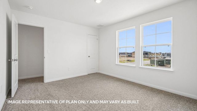 268 Gilmer LN, Buda, TX 78610