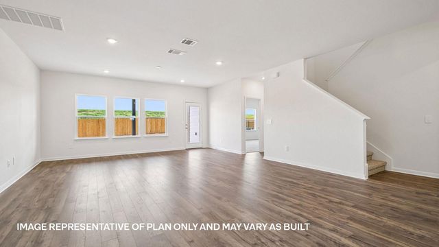 268 Gilmer LN, Buda, TX 78610