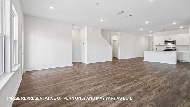 268 Gilmer LN, Buda, TX 78610