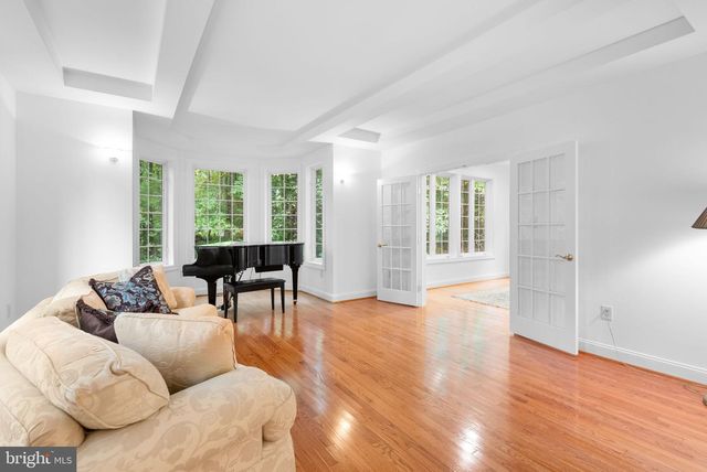 5248 FERRY BRANCH LN, Lothian, MD 20711