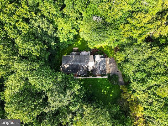 5248 FERRY BRANCH LN, Lothian, MD 20711