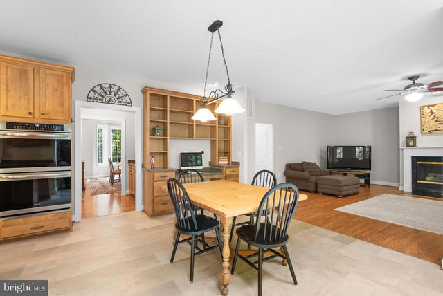 5248 FERRY BRANCH LN, Lothian, MD 20711