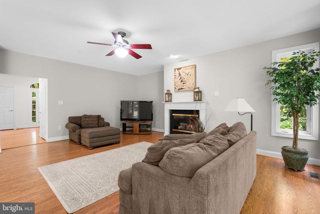 5248 FERRY BRANCH LN, Lothian, MD 20711