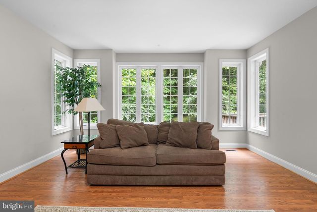 5248 FERRY BRANCH LN, Lothian, MD 20711