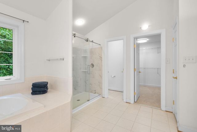 5248 FERRY BRANCH LN, Lothian, MD 20711
