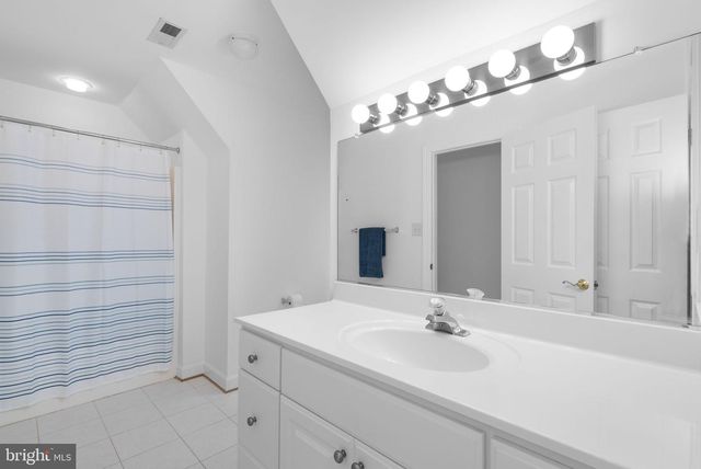 5248 FERRY BRANCH LN, Lothian, MD 20711