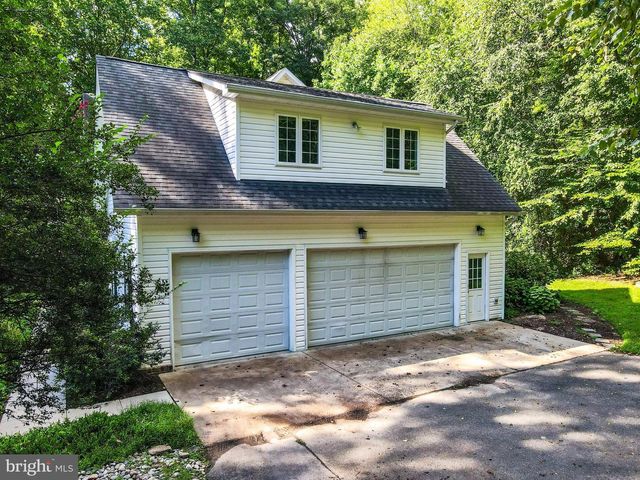5248 FERRY BRANCH LN, Lothian, MD 20711