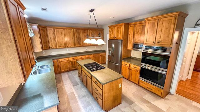 5248 FERRY BRANCH LN, Lothian, MD 20711