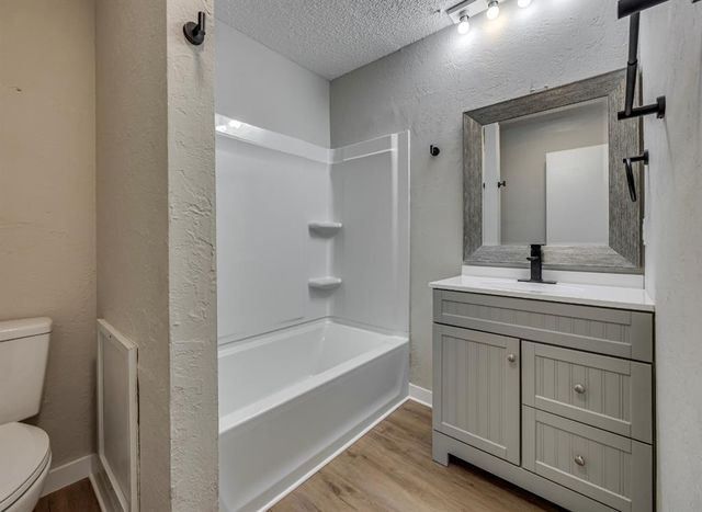 2608 N Ann Arbor Street 139, Oklahoma City, OK 73127