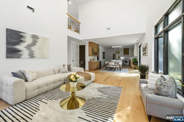 389 Mercer Avenue, River Edge, NJ 07661