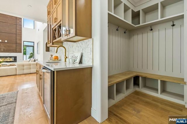 389 Mercer Avenue, River Edge, NJ 07661