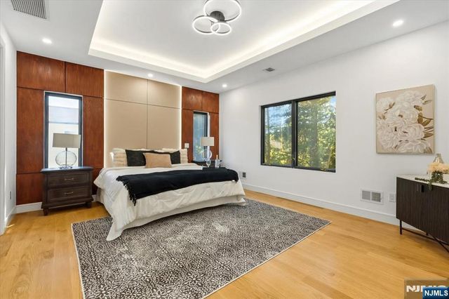 389 Mercer Avenue, River Edge, NJ 07661