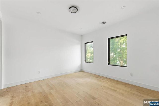 389 Mercer Avenue, River Edge, NJ 07661