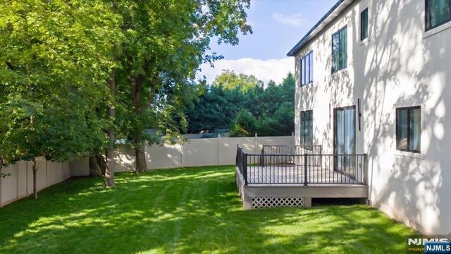 389 Mercer Avenue, River Edge, NJ 07661