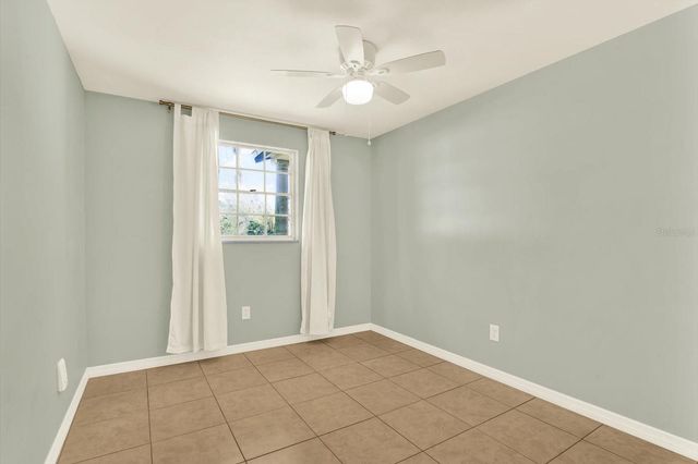 11404 N 52ND STREET, Tampa, FL 33617