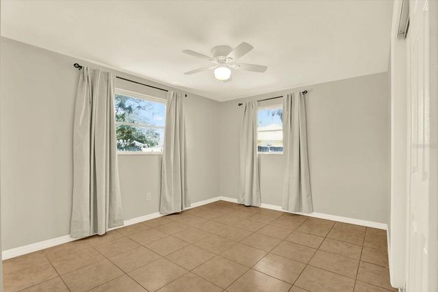 11404 N 52ND STREET, Tampa, FL 33617