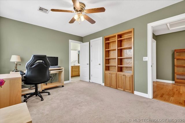 2501 Kingston Drive, Bartlesville, OK 74006