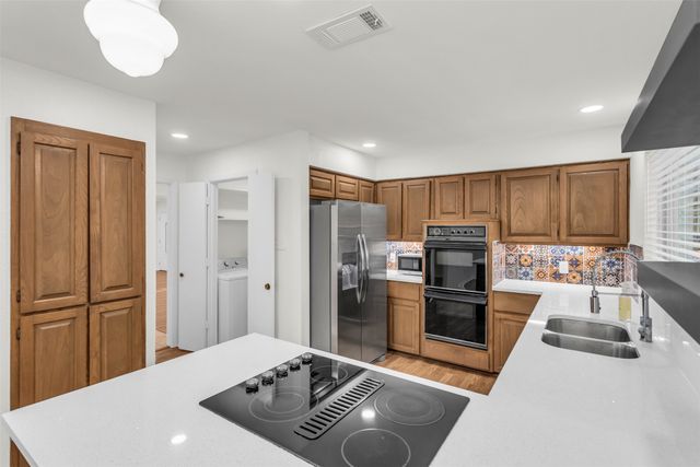 512 Arbor Brook Lane, Coppell, TX 75019