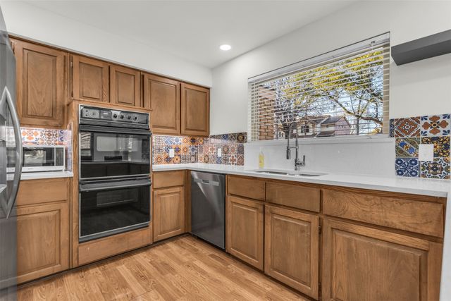 512 Arbor Brook Lane, Coppell, TX 75019