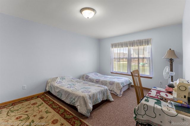 13120 Sawgrass Court, Taylor, MI 48180