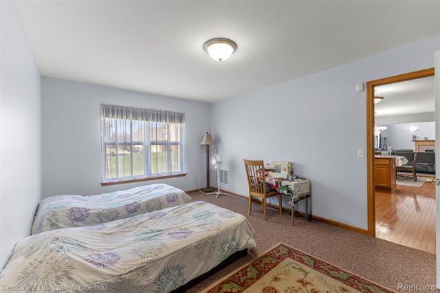 13120 Sawgrass Court, Taylor, MI 48180