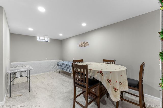 13120 Sawgrass Court, Taylor, MI 48180