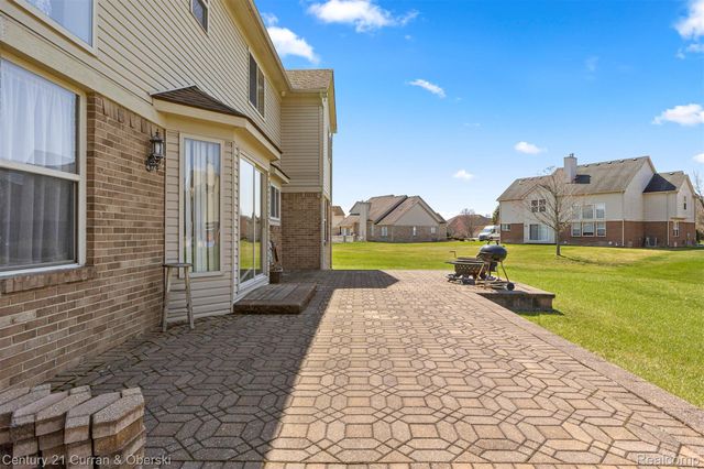 13120 Sawgrass Court, Taylor, MI 48180