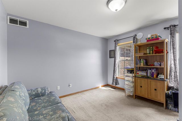 13120 Sawgrass Court, Taylor, MI 48180