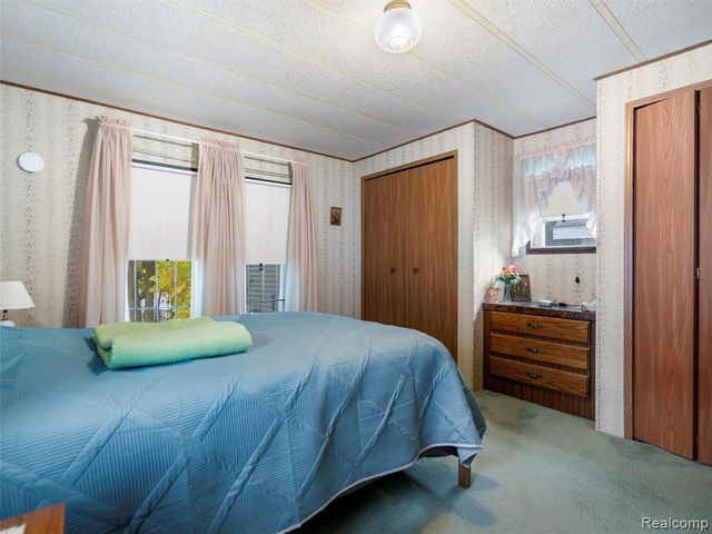 192 Jay Street, Dearborn Heights, MI 48127