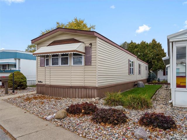 192 Jay Street, Dearborn Heights, MI 48127