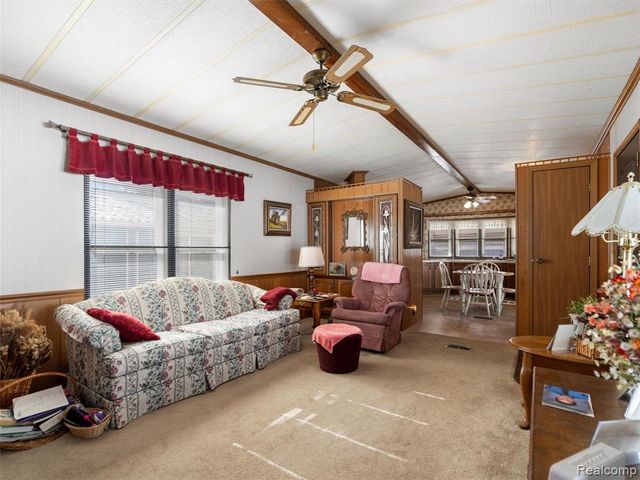 192 Jay Street, Dearborn Heights, MI 48127