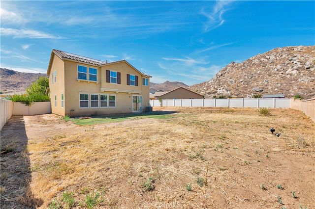 721 Pooish, San Jacinto, CA 92582