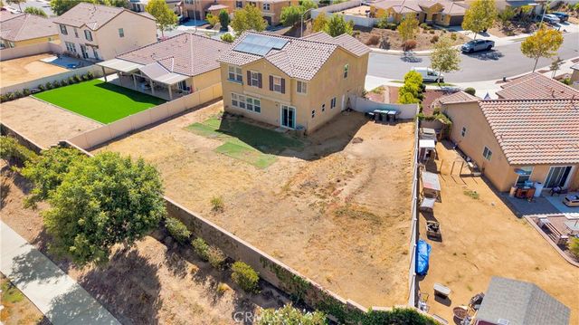 721 Pooish, San Jacinto, CA 92582