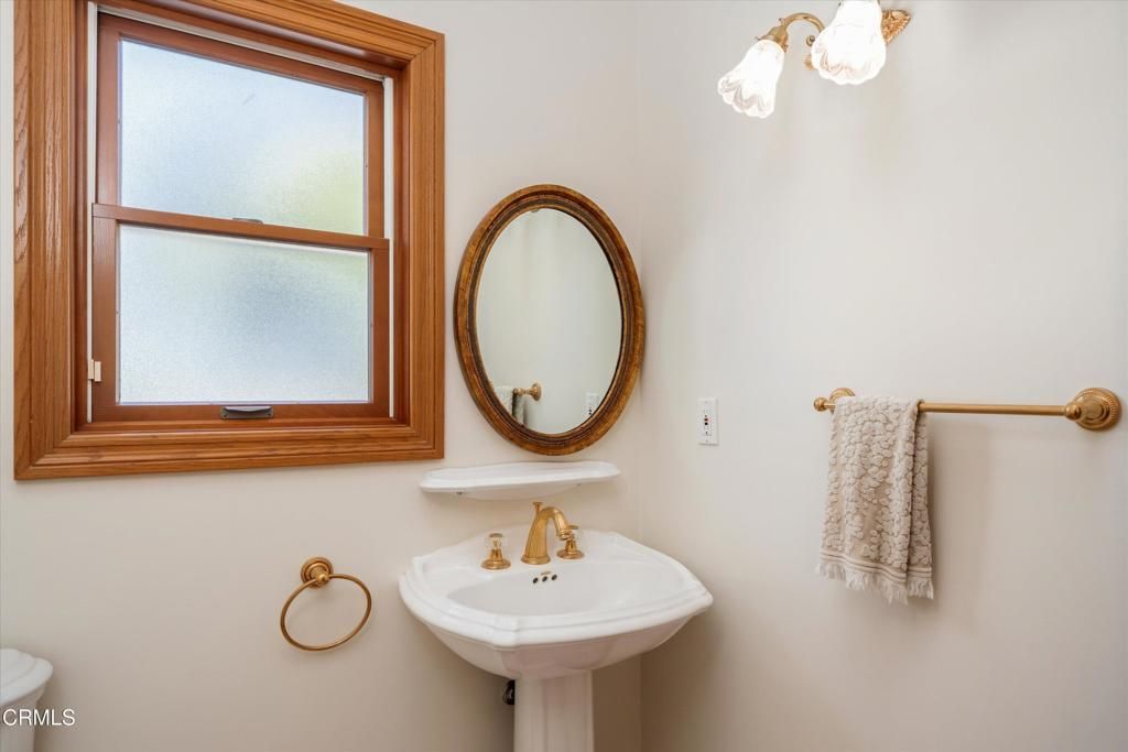 Image 13 of property listing at 6150 Baja Vista Drive, Somis, CA 93066