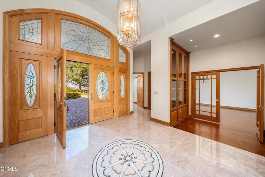 Image 2 of property listing at 6150 Baja Vista Drive, Somis, CA 93066